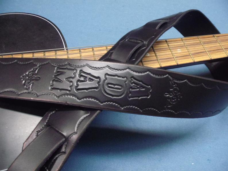 SOLID BLACK Scalloped Genuine Leather Guitar Strap 2
