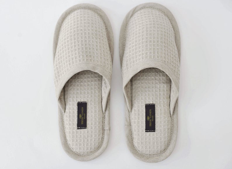 Organic Waffle Weave Bath Spa Unisex Slippers in Natural