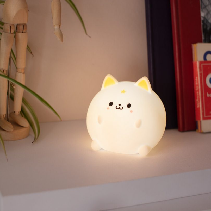 Shiro Cat Light