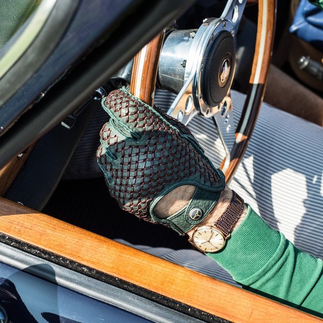 Bespoke Limited Edition Dark Green/Conker Driving Gloves