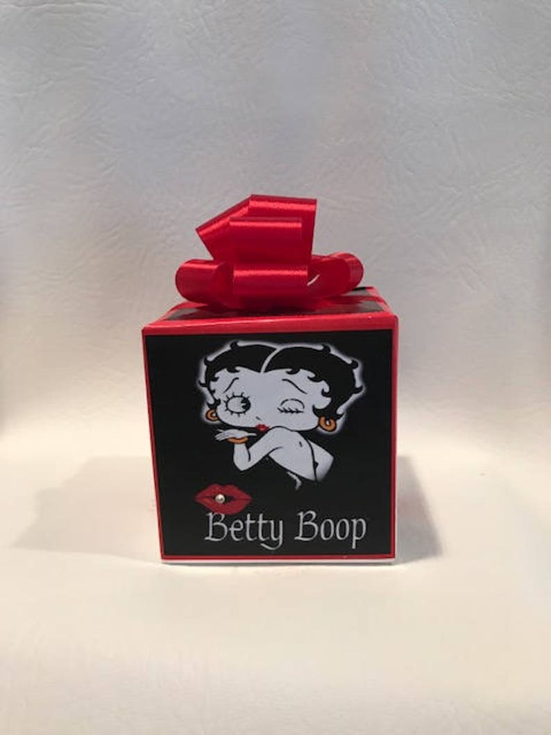Betty Boop Music box wrapped as a gift