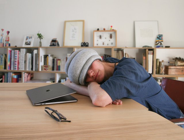 Light Sleepy Blue Ostrichpillow