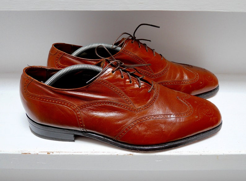 Vtg 50s Florsheim wingtip shoes 11D