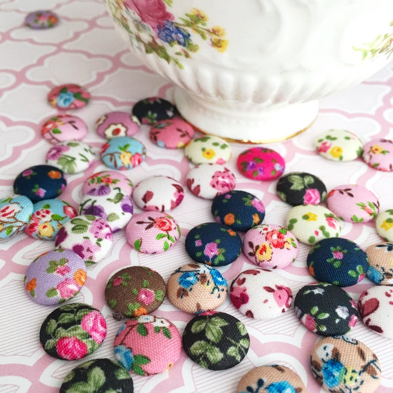 Floral Fabric Cabochon  Flower Cabochon  Flatback Fabric