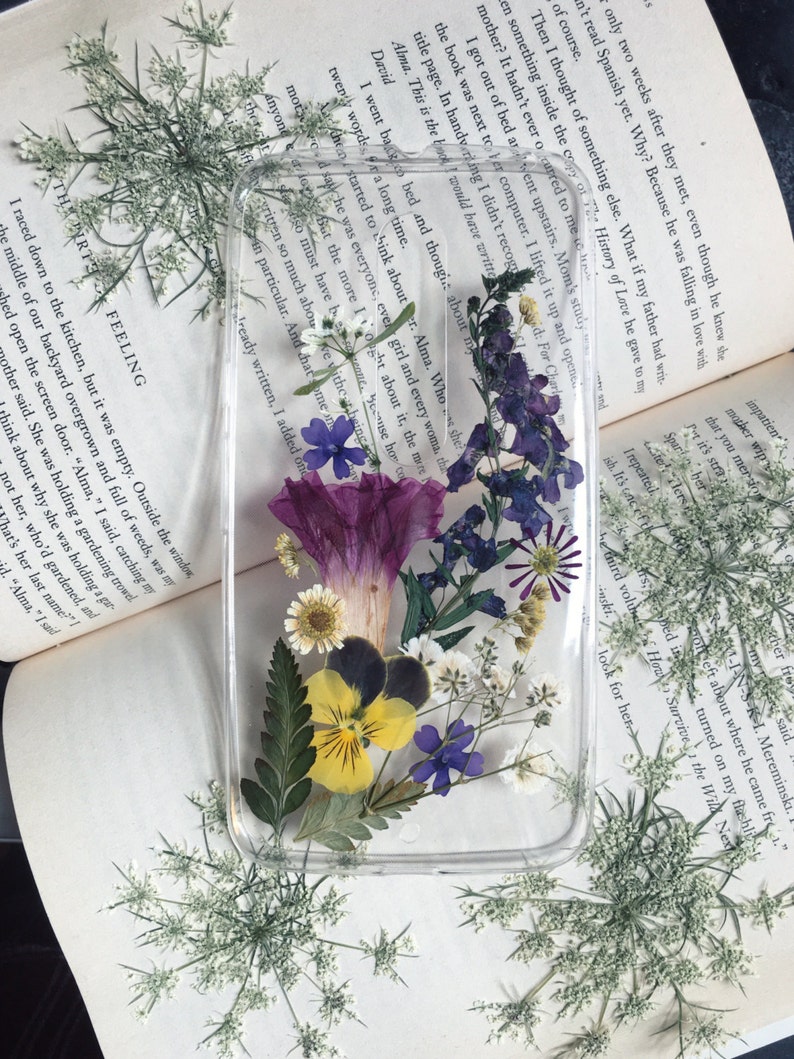 The wildflower pressed flower phone case real flowers art