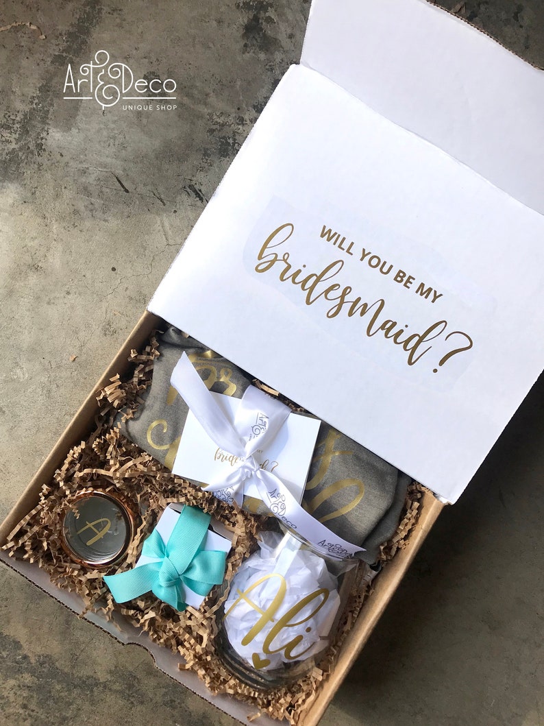 BRIDESMAID GIFT BOX / bridesmaid gift set / bridesmaid kit /