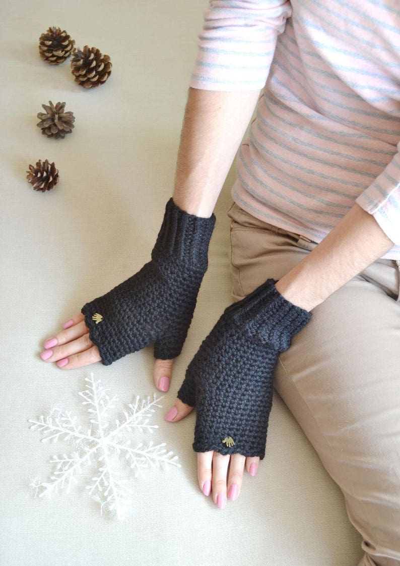 Black knit fingerless gloves Black arm warmers Wool gloves