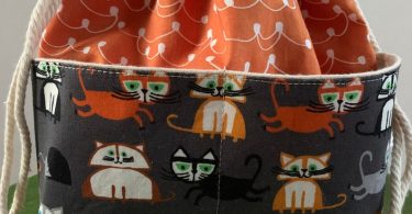 Cats Drawstring Bag with Pockets fully lined