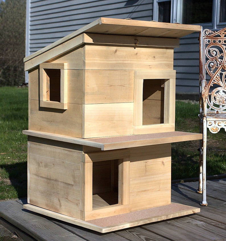 Cat House  Outdoor Cat Shelter Condo For Your Rescue Cat-Comfy