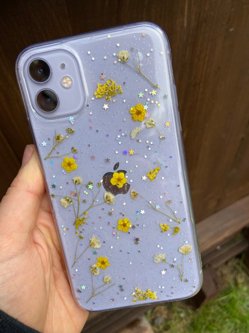 Clear resin dried pressed flower phone case