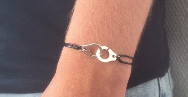 Cuffs on cotton cord black bracelet