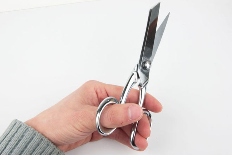 FRATELLI BARBIERI 7.7  Italy import leather scissors-silver
