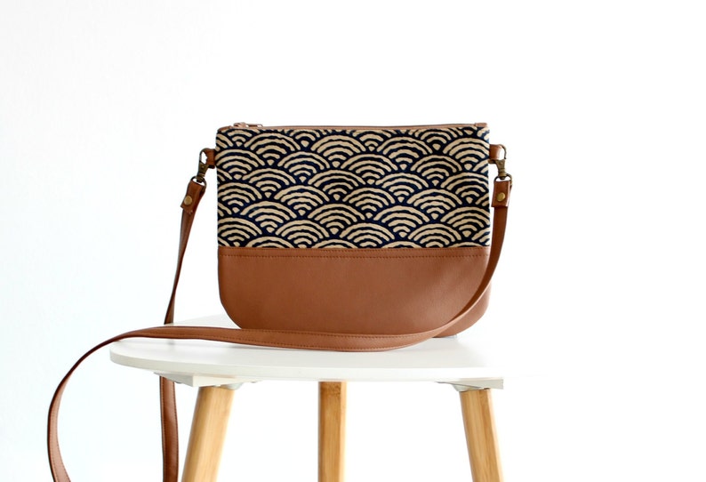 Crossbody leather bag Clutch Purse Every day purse Vegan