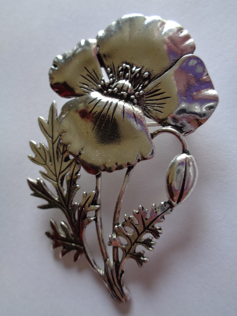 Vintage Signed MASJ Silvertone Large Poppy Brooch/Pin 1986