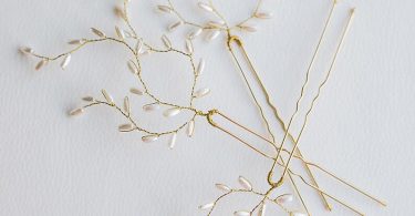 Willow Bloom modern calligraphy font