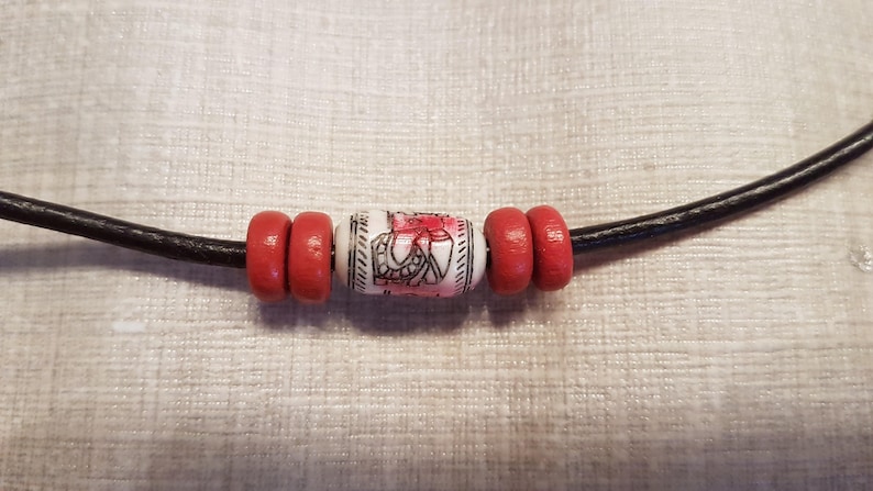 Uncharted: The Lost Legacy  Chloe Frazer’s bead necklace