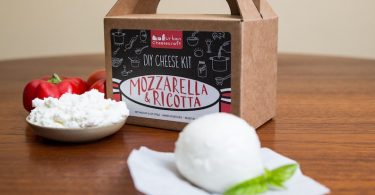 Mozzarella & Ricotta Cheese Kit cow milk