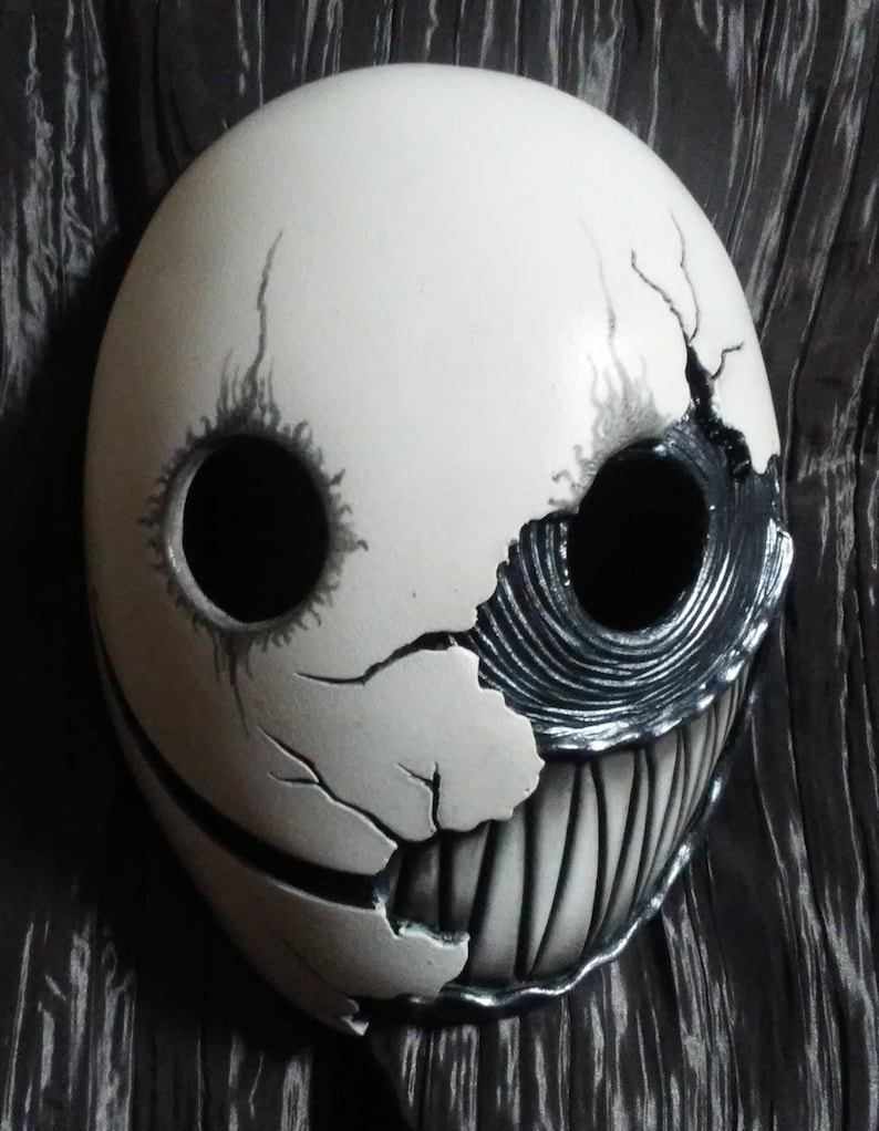 Smile version 2: Resin cast mask » Petagadget