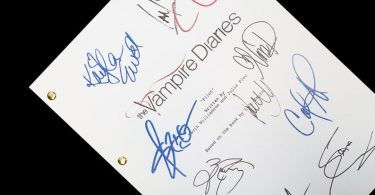 The Vampire Diaries TV Script Screenplay with Signatures