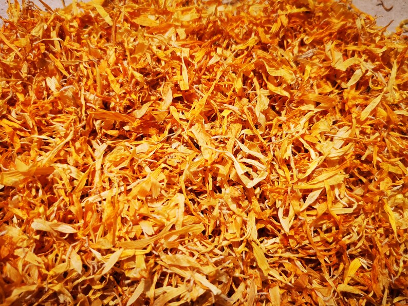 Calendula petals Marigold petals Biodegradable confetti