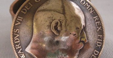 King Edward VII Penny Coin Snuff Box /  Pill Pot / Stash Box /