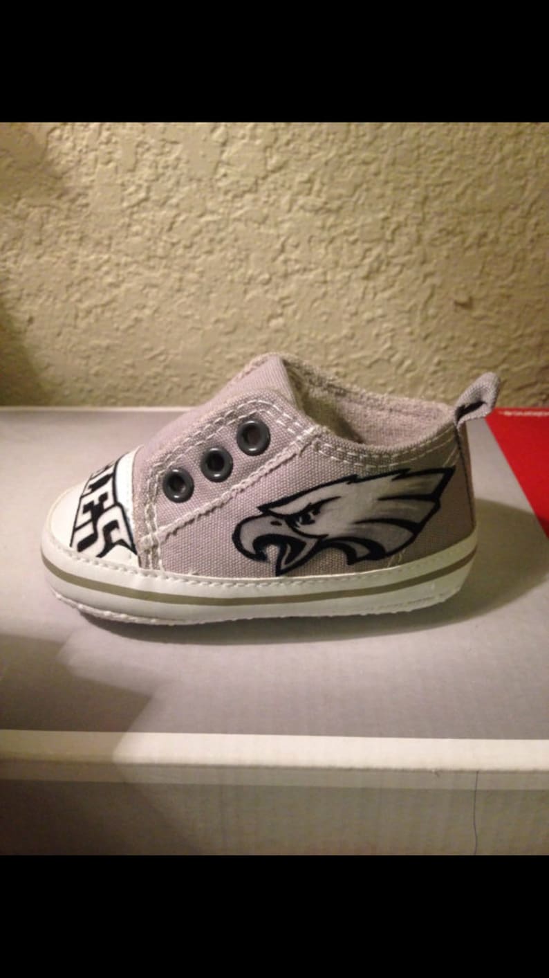 Loley pops creation Eagles baby shoes  this creation is made