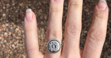 Sterling Silver Monogrammed Ring Round with Rope Edge