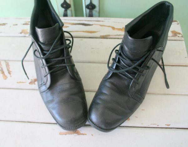 1980s BLACK LEATHER BOOTS....size 6 womens.ankle boots...rad » Petagadget