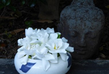 Porcelain flower bowl