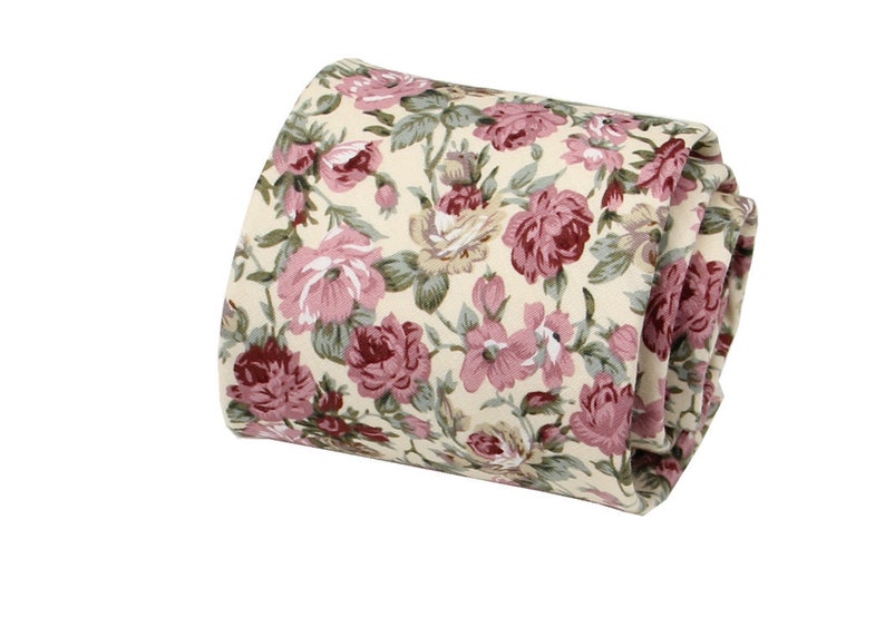 Dusty Rose Floral Ties for Men.Dusty Rose Neckties For