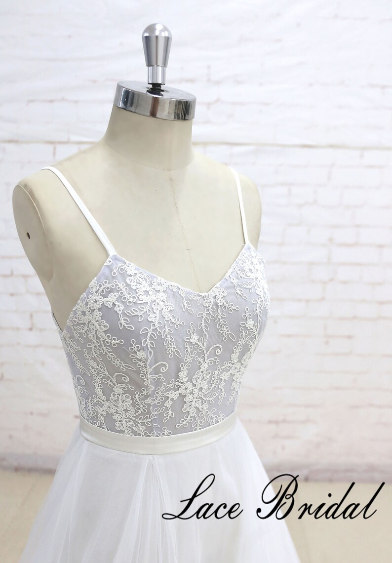 Ivory A Line Tulle Wedding Dress Spaghetti Wedding Gown with