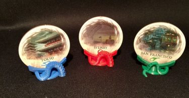 Eldritch Horror Gate Stands set of 12  6 red/ 4 blue/ 2